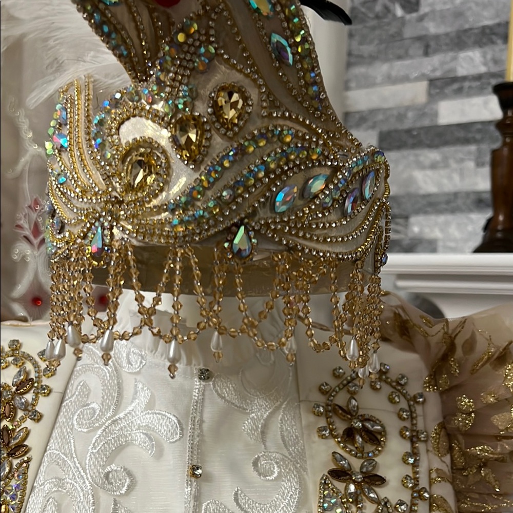 Turkish Maxi vest and Dress with Gold Embellishments comes with hats - Picture 9 of 10